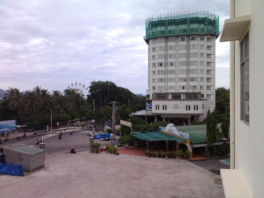 Thanh Dat Hotel Nha Trang Luaran gambar